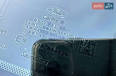 Седан Ford Fusion 2017 в 