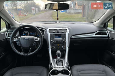 Седан Ford Fusion 2015 в Киеве