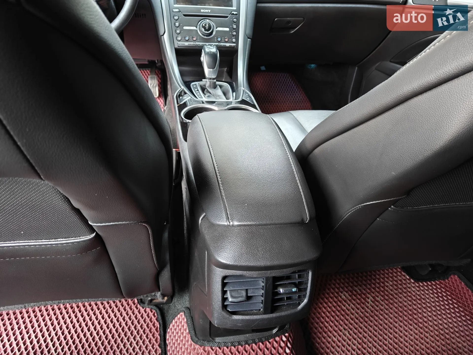 2016 Ford Fusion - мініатюра 32