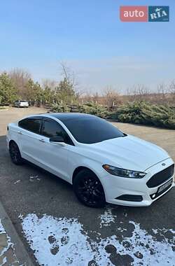 Седан Ford Fusion 2013 в Новомосковске