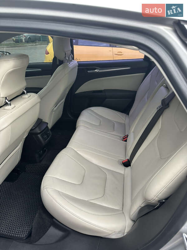 Седан Ford Fusion 2014 в Киеве