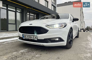 Седан Ford Fusion 2017 в Новояворовске