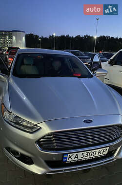 Седан Ford Fusion 2014 в 