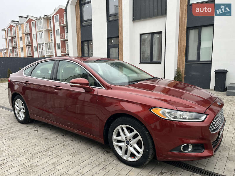 Седан Ford Fusion 2013 в Белогородке