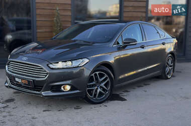 Седан Ford Fusion 2015 в Червонограде