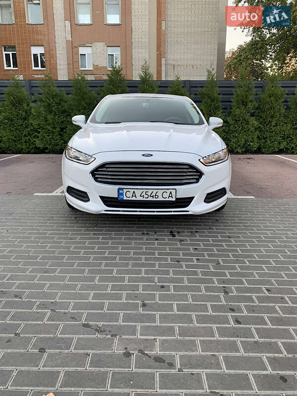 Ford Fusion 2016