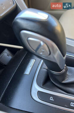 Седан Ford Fusion 2013 в 