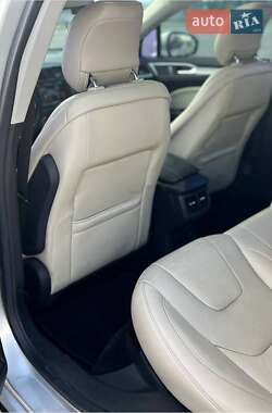 Седан Ford Fusion 2014 в 