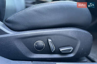 Седан Ford Fusion 2019 в 