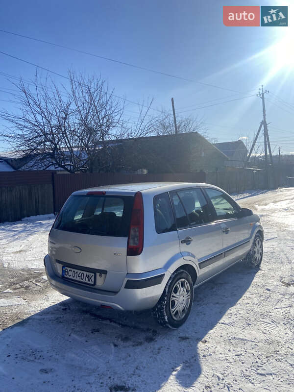Хетчбек Ford Fusion 2008 в Василькові