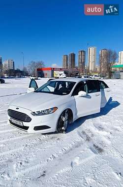 Седан Ford Fusion 2014 в 