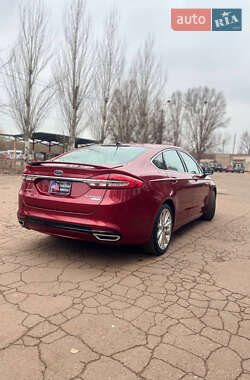Седан Ford Fusion 2017 в 