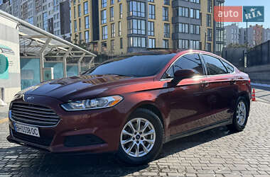 Седан Ford Fusion 2016 в Одесі