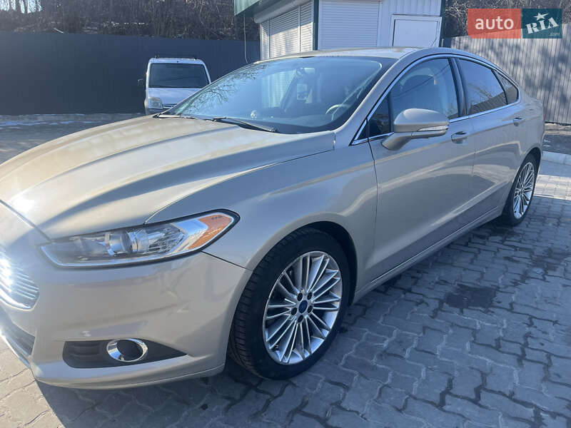 Седан Ford Fusion 2014 в Миколаєві