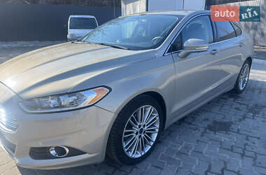 Седан Ford Fusion 2014 в 