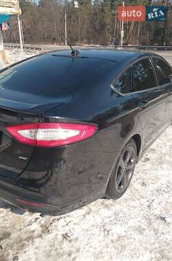 Седан Ford Fusion 2015 в Києві