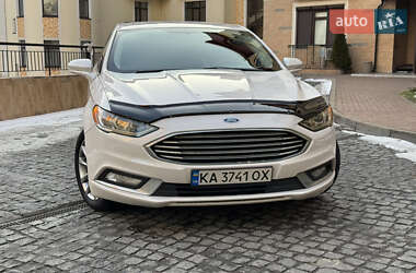 Седан Ford Fusion 2016 в Києві