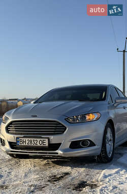 Седан Ford Fusion 2013 в Києві