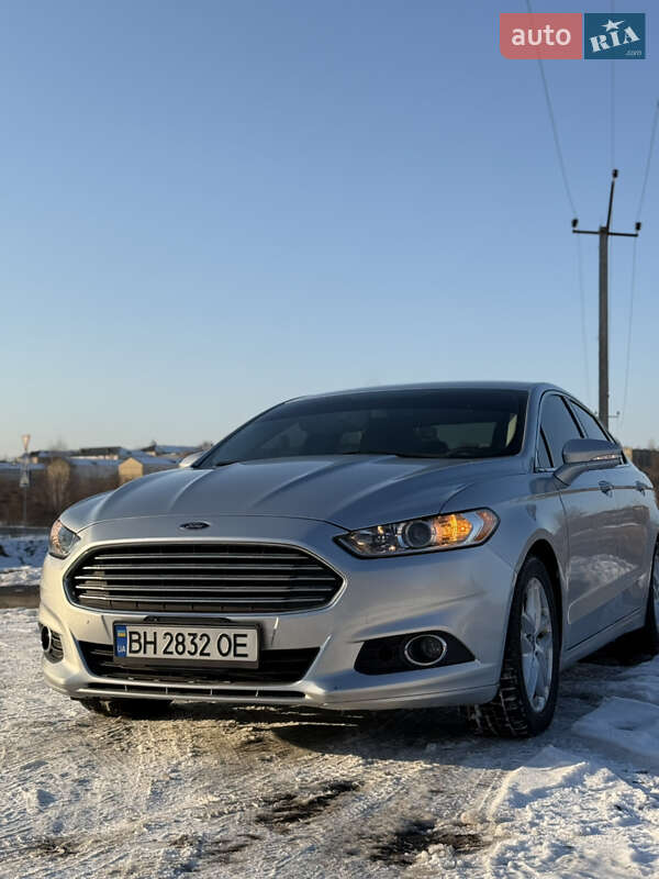 Седан Ford Fusion 2013 в Киеве