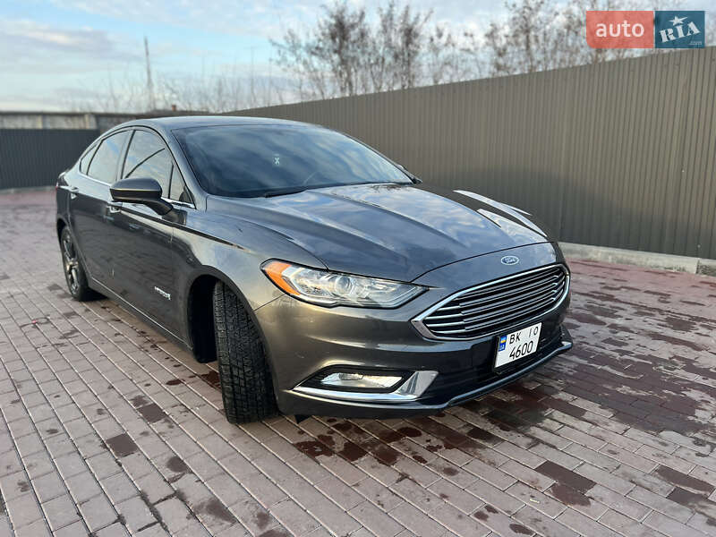 Седан Ford Fusion 2017 в Сарнах фото 2 Седан Ford Fusion 2017 в Сарнах