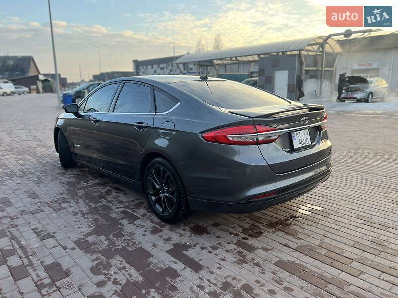 Седан Ford Fusion 2017 в Сарнах фото 6 Седан Ford Fusion 2017 в Сарнах