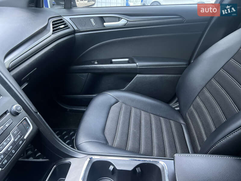 Седан Ford Fusion 2017 в Сарнах фото 26 Седан Ford Fusion 2017 в Сарнах