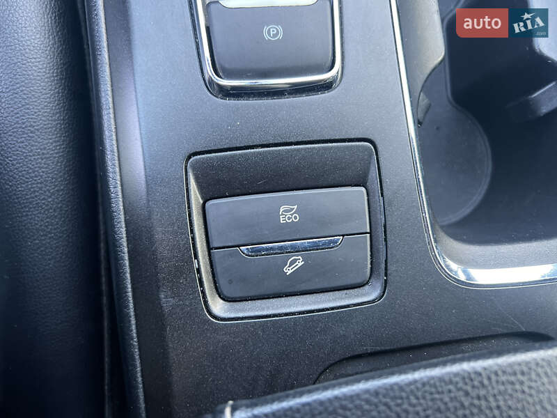 Седан Ford Fusion 2017 в Сарнах фото 33 Седан Ford Fusion 2017 в Сарнах