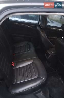 Седан Ford Fusion 2014 в 