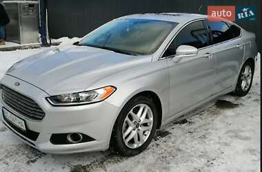Седан Ford Fusion 2014 в 