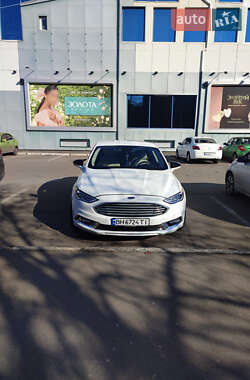 Седан Ford Fusion 2017 в 