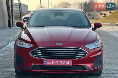 Седан Ford Fusion 2019 в Днепре