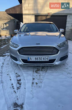 Седан Ford Fusion 2014 в 