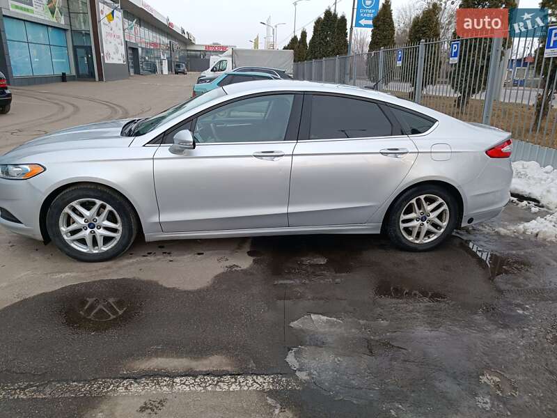 Седан Ford Fusion 2013 в Полтаве