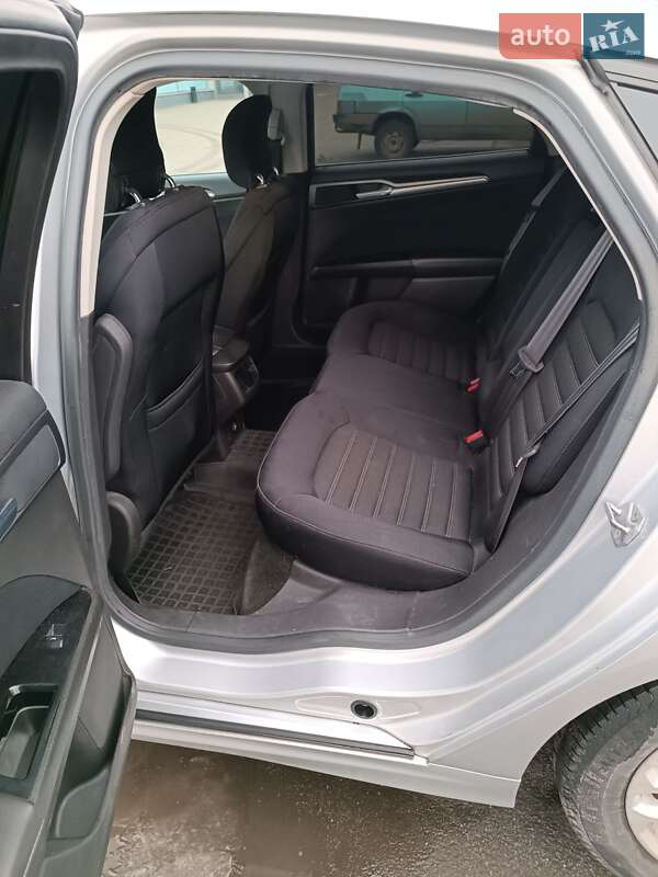 Седан Ford Fusion 2013 в Полтаве