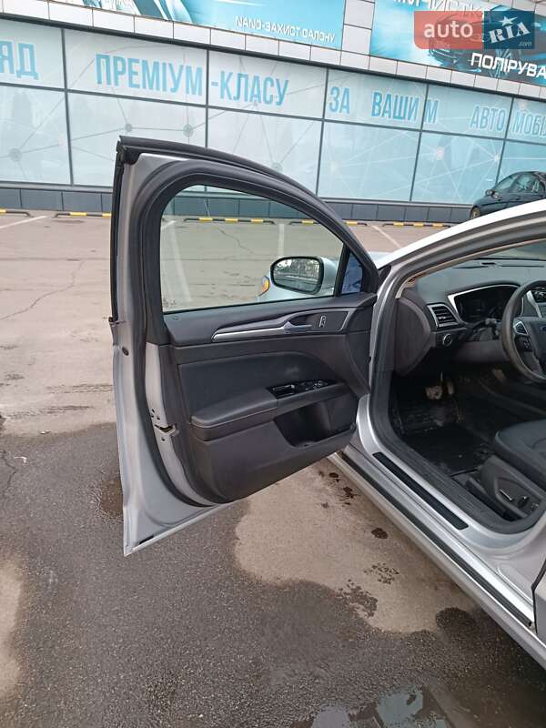 Седан Ford Fusion 2013 в Полтаве