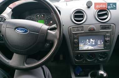 Хетчбек Ford Fusion 2008 в Ржищеві