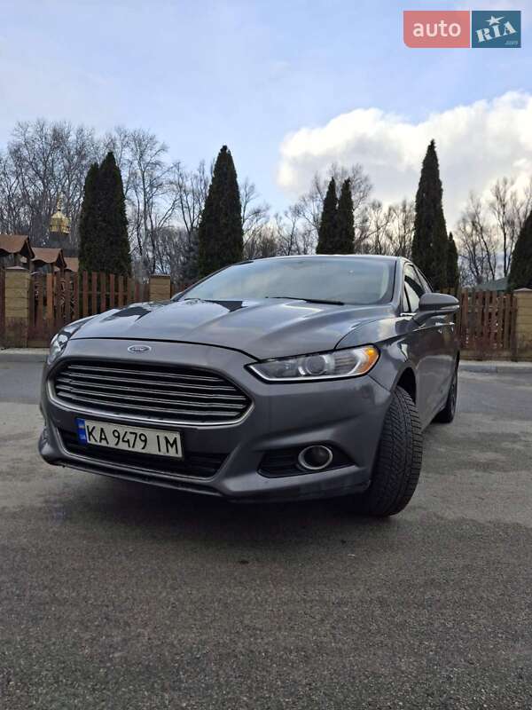 Седан Ford Fusion 2013 в Днепре