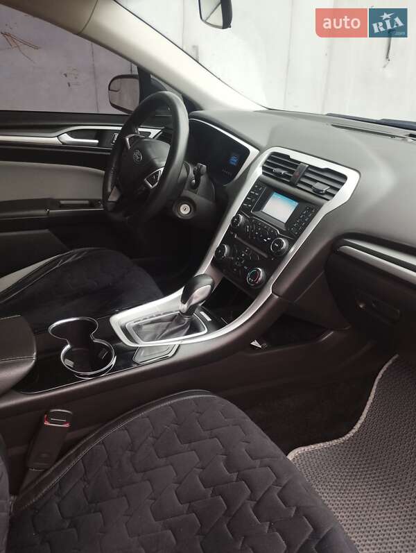 Седан Ford Fusion 2015 в Белой Церкви