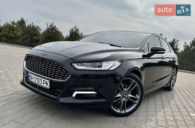 Седан Ford Fusion 2014 в Одесі