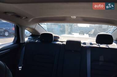Седан Ford Fusion 2016 в 