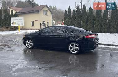 Седан Ford Fusion 2015 в 