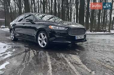 Седан Ford Fusion 2015 в 