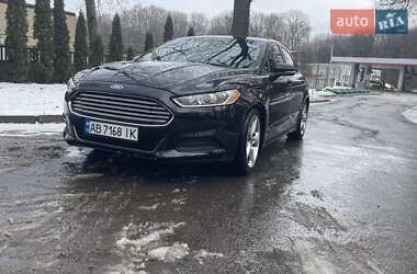 Седан Ford Fusion 2015 в 