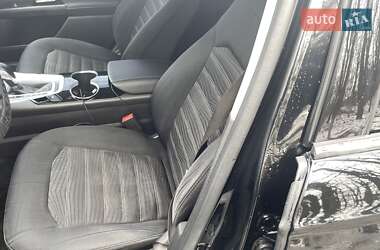 Седан Ford Fusion 2015 в 