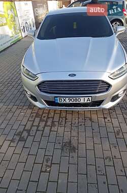 Седан Ford Fusion 2012 в 