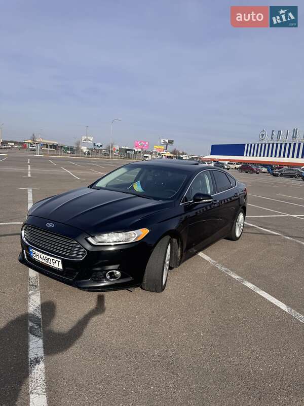 Седан Ford Fusion 2016 в Одесі