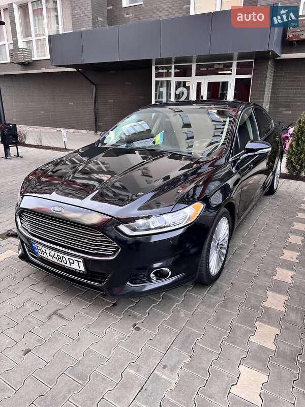 Седан Ford Fusion 2016 в Одесі