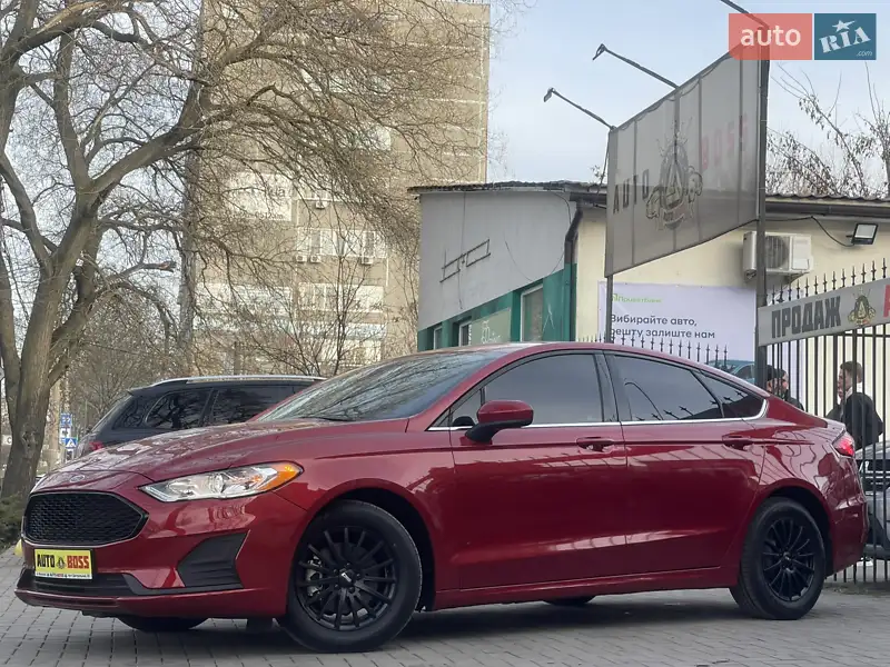 Седан Ford Fusion 2020 в 