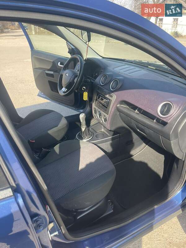 Хэтчбек Ford Fusion 2007 в Ровно