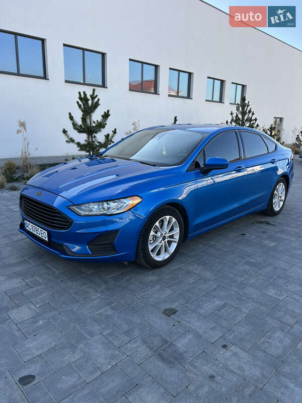 Седан Ford Fusion 2020 в Луцке